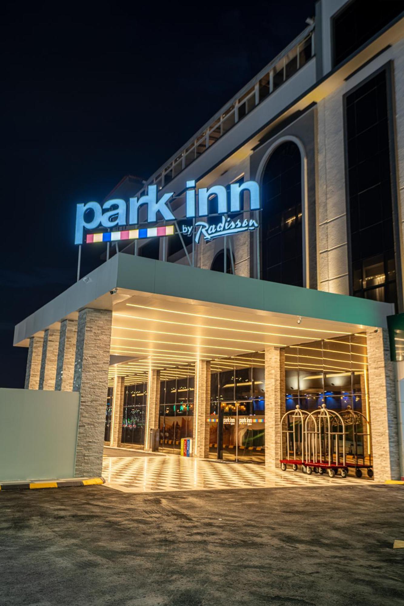 Park Inn by Radisson Najran Bagian luar foto