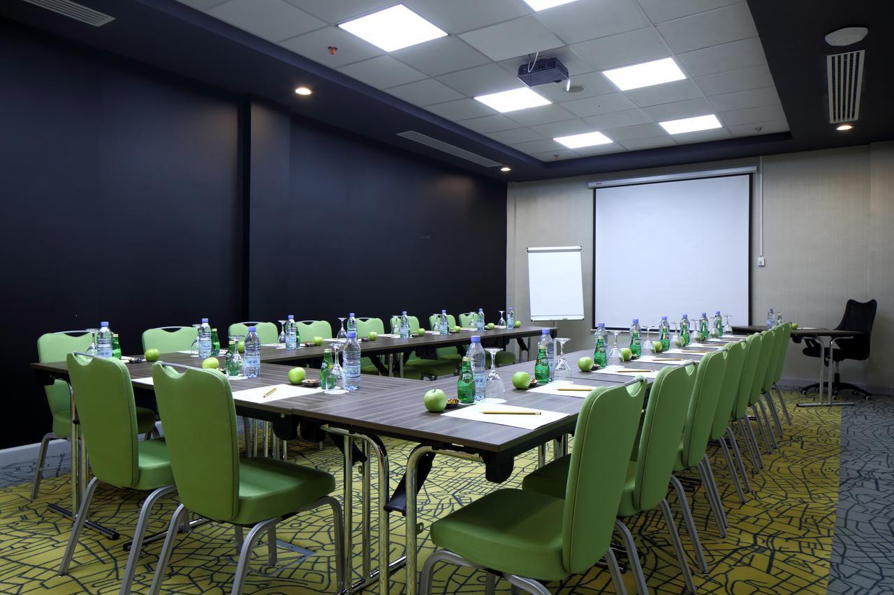 Park Inn by Radisson Najran Bagian luar foto