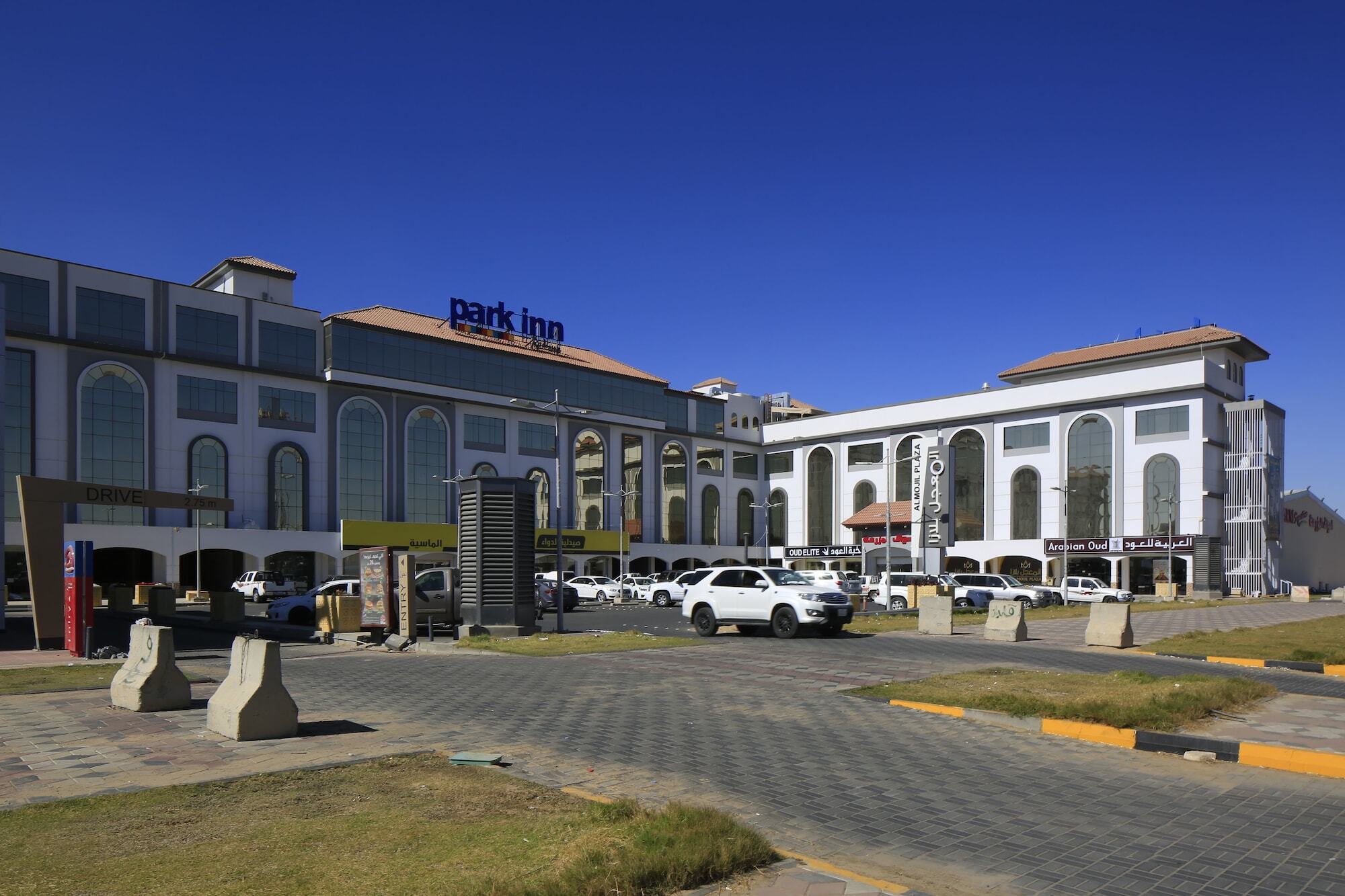 Park Inn by Radisson Najran Bagian luar foto
