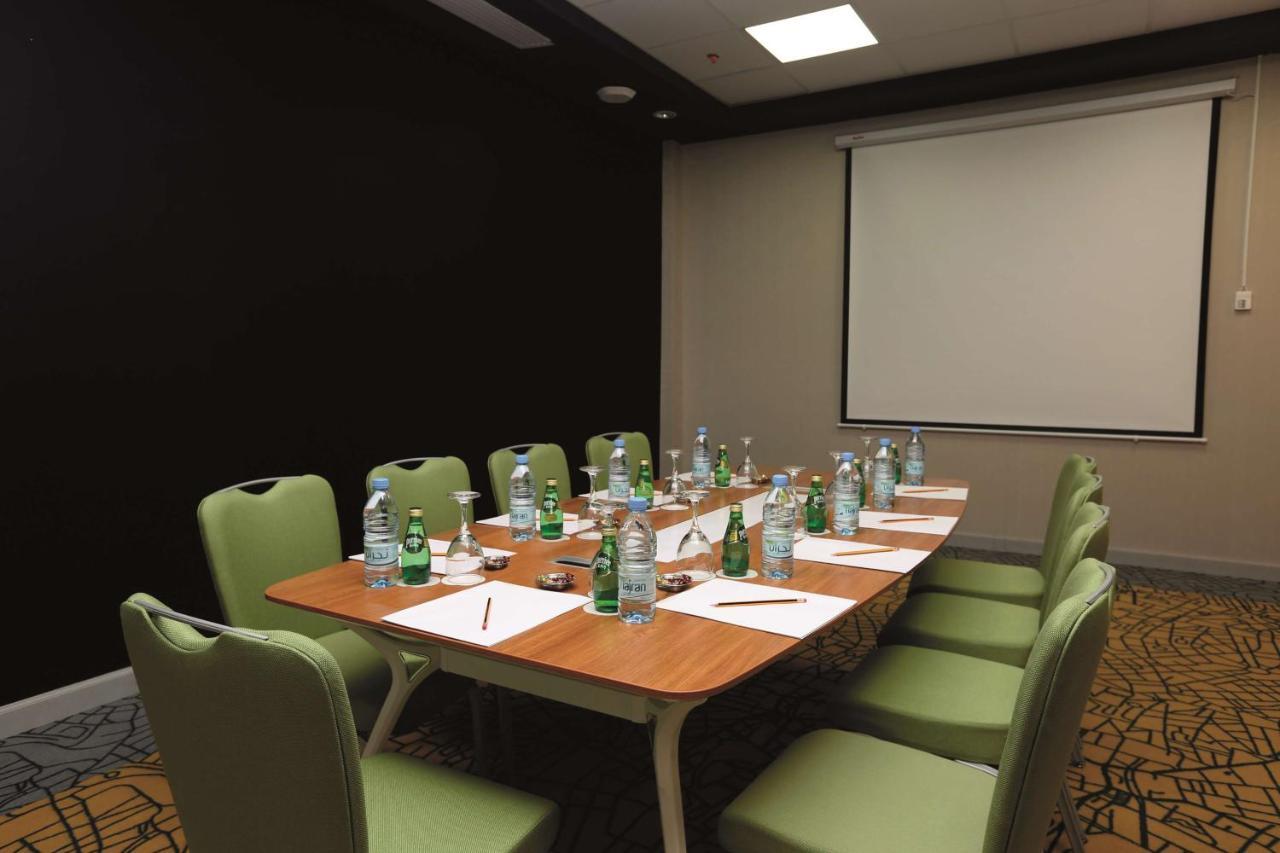 Park Inn by Radisson Najran Bagian luar foto